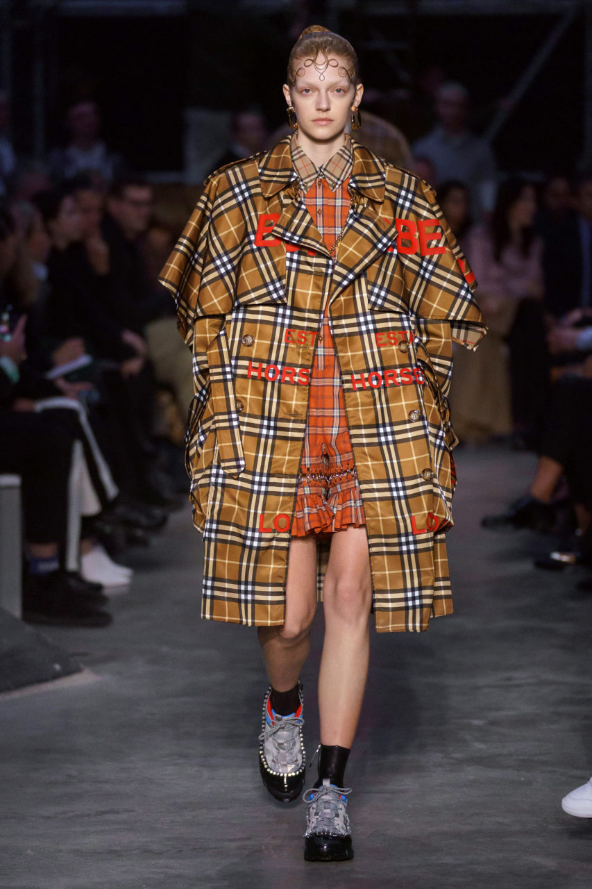 Riccardo Tisci 為英倫叛逆蓋上一層糖衣〡Burberry F/W 2019
