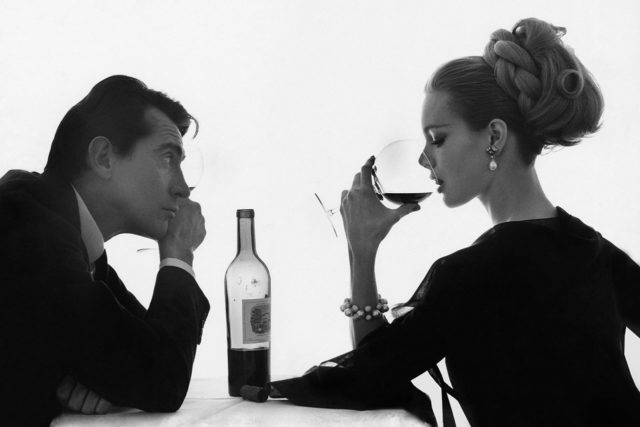 How to Order Wine Like an Oenophile