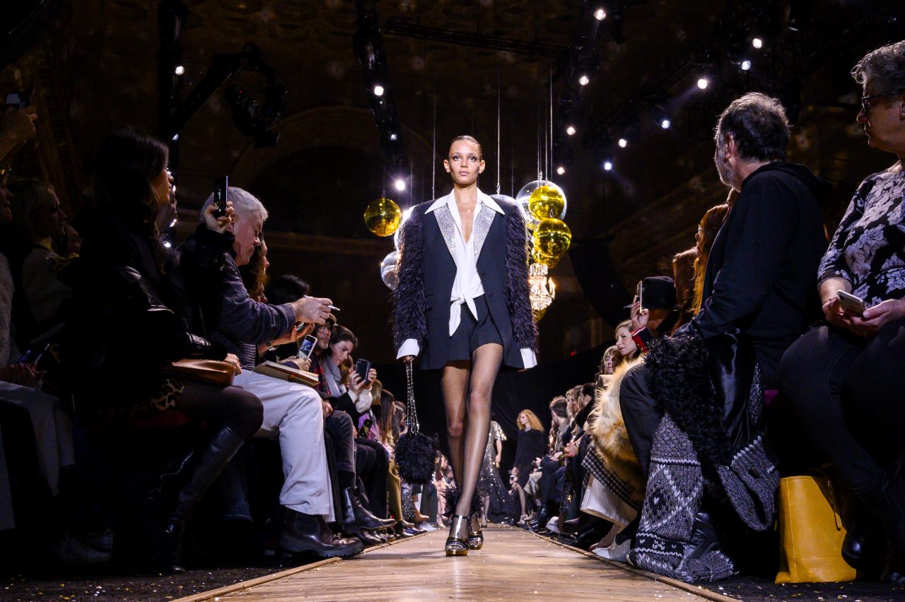 Michael Kors 所屬集團Capri Holdings雄心壯志，勢要成為美國版 LVMH ？