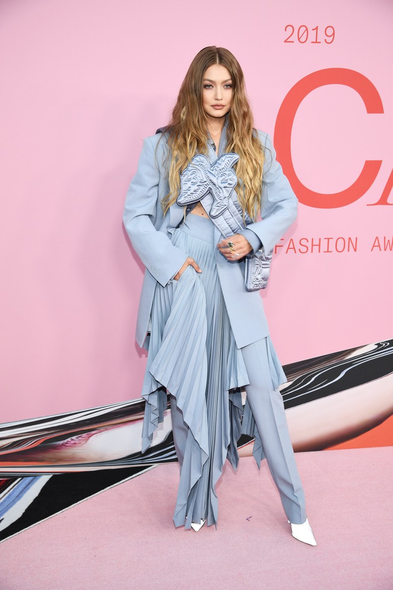 Gigi Hadid in Louis Vuitton and Lorraine Schwartz jewelry