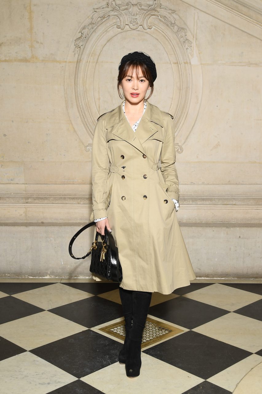 不再相信愛情前，回顧宋慧喬這類韓國國民女神如臨初戀般的低調甜美