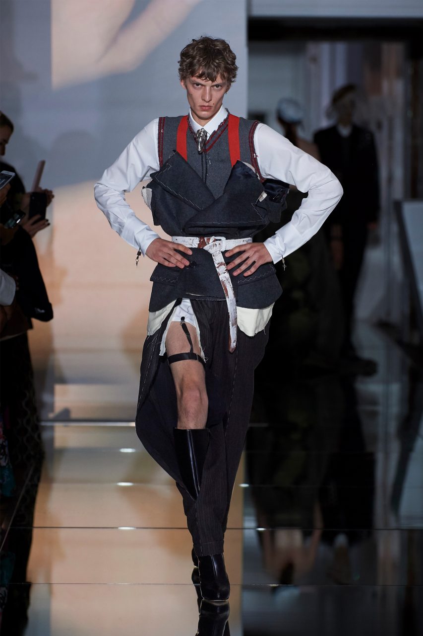 物極必反： 頹廢至極找回直覺 | Maison Margiela Fall 2019 Couture