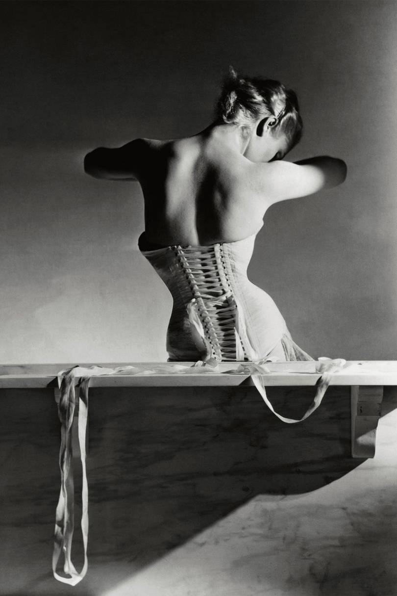 Corset 再次回歸2019秋冬潮流趨勢：經歷幾百年仍然不倒的時裝關鍵