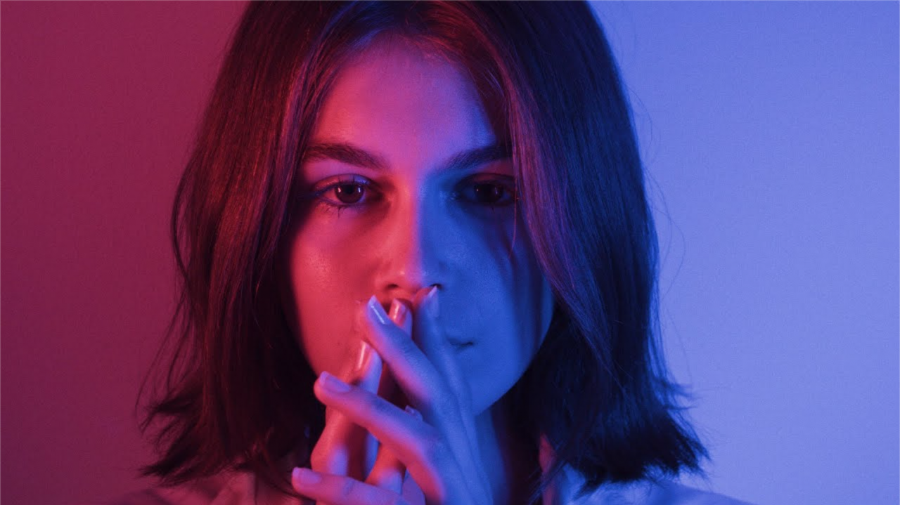 Kaia Gerber獲Cindy Crawford首肯出演 John Eatherly 全新音樂短片