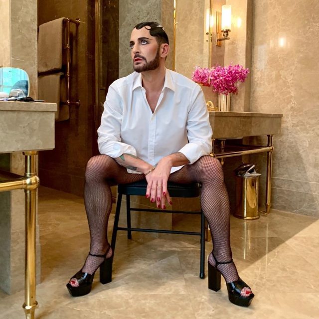 Marc Jacobs 為悅己者容:穿上高跟鞋比女人更好看
