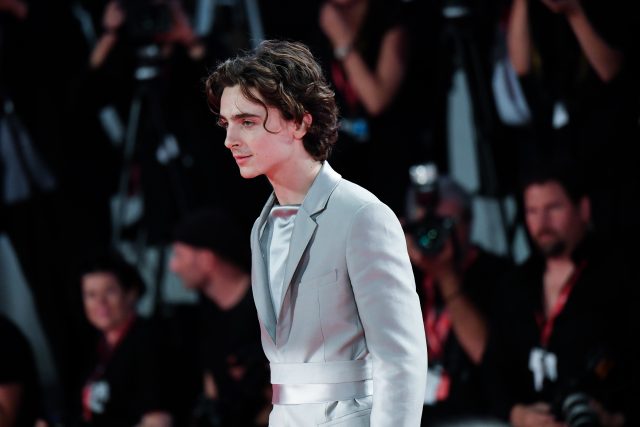 Timothée Chalamet 究竟做了什麼讓粉絲害羞得面紅耳赤?