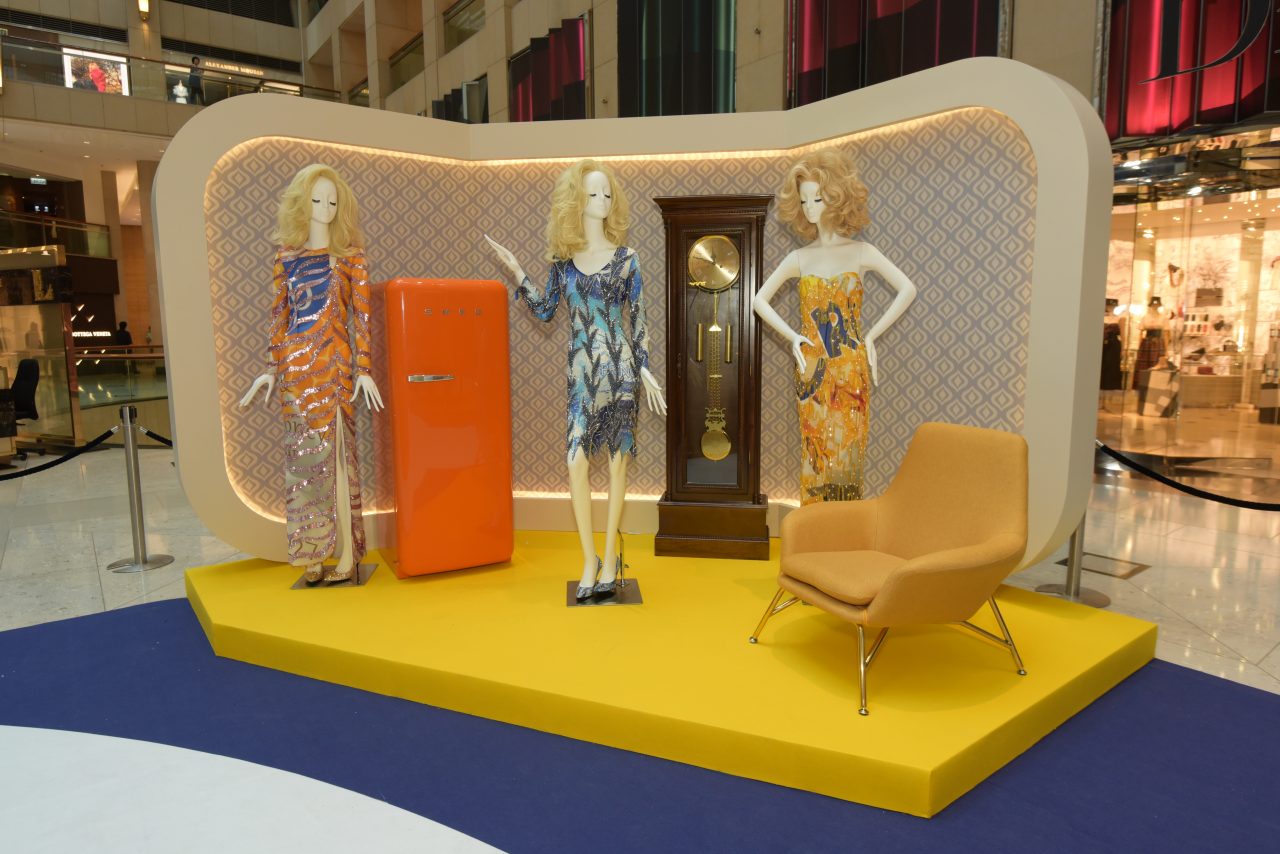Moschino 把秋冬時裝展帶到置地廣場：全新展覽靈感源自美國電視遊戲節目
