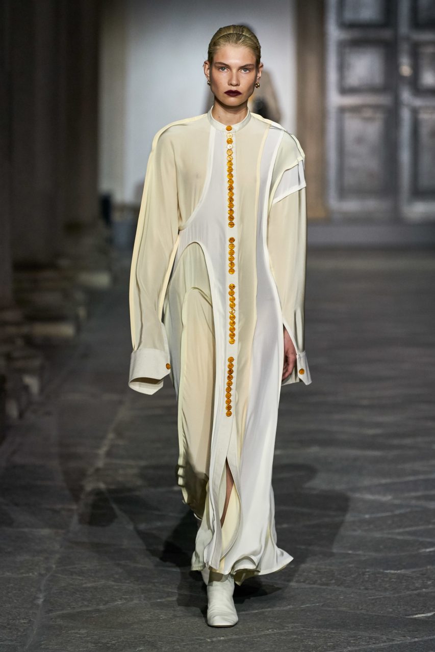 Jil Sander Spring/Summer 2020 Finds Harmony in Contrasting Forces