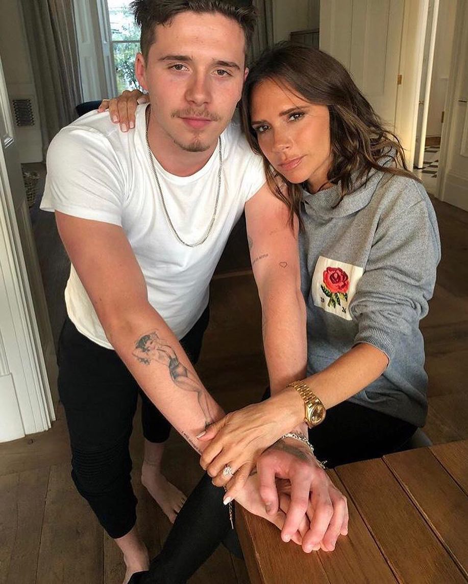 Brooklyn Beckham拍拖也離不開Victoria？新女友被指為「翻版」Victoria Beckham