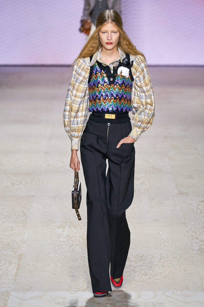 Nicolas Ghesquière的時光穿梭機：讓Louis Vuitton遊走在過去與未來之間 | Spring/Summer 2020
