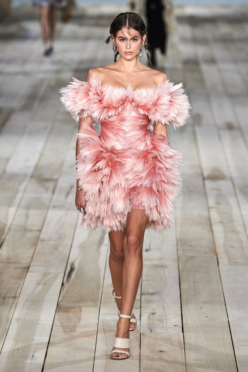 Alexander McQueen：Teamwork的動人力量 | Spring/Summer 2020