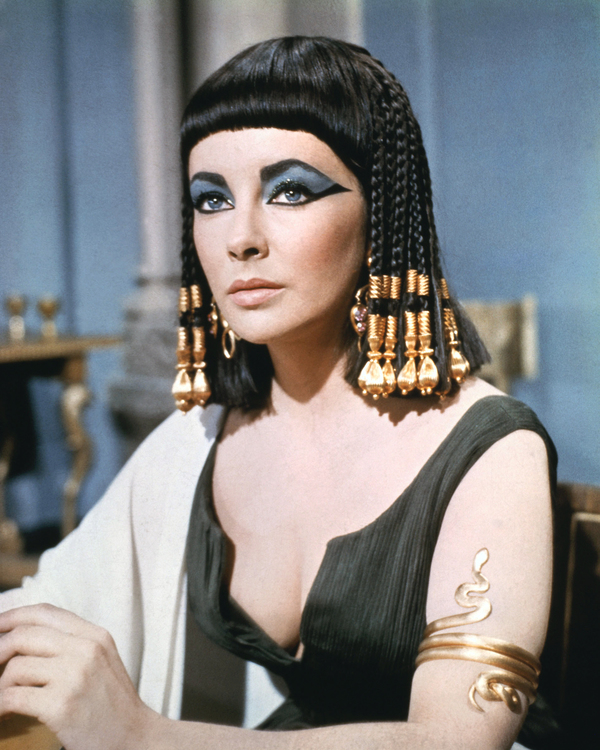 絕世女星Elizabeth Taylor傳記電影開拍，誰來扮演荷李活最美豔后？