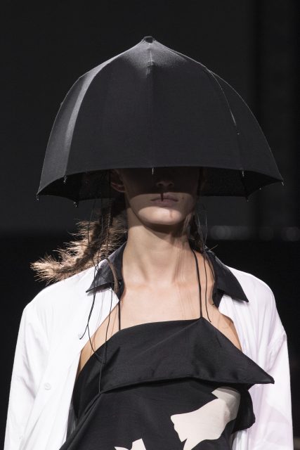 時裝周之最過目不忘時裝潮流物品