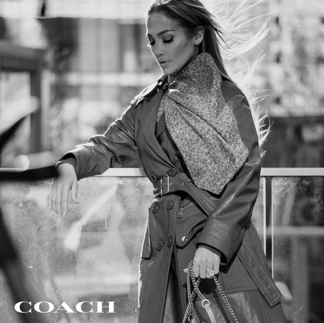 越活越精彩:Jennifer Lopez 最近宣佈成為 Coach 的全球形象大使