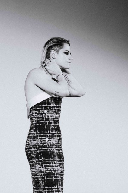 Kristen Stewart 被選為《年代女演員》:謝謝你讓女演員知道她們能活出真我