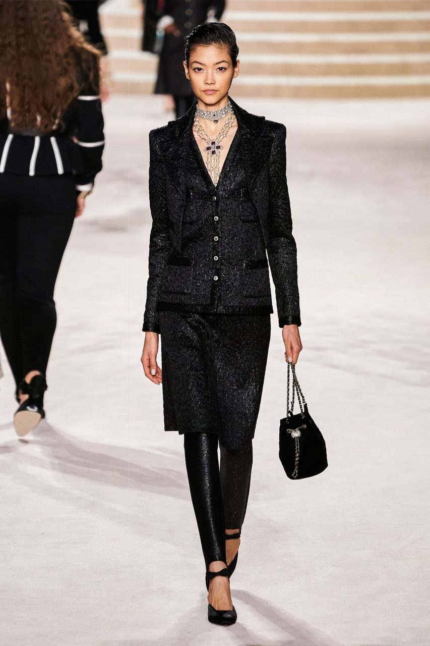 Chanel’s Métiers d’Art 2020 Show Returns to Paris