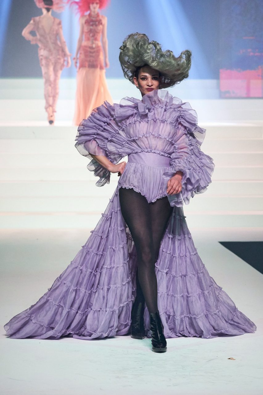 鬼才設計師 Jean Paul Gaultier 背後的靈感繆斯女神：「每個系列的設計我都參與其中」