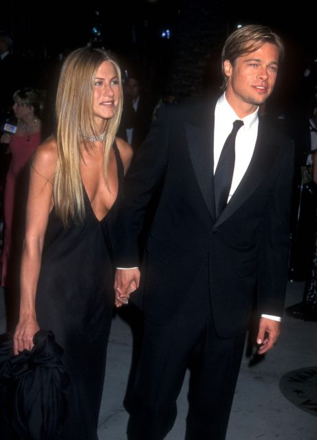 當年相戀意中人:10 張相證明 Brad Pitt 和 Jennifer Aniston 曾是最合拍的金童玉女