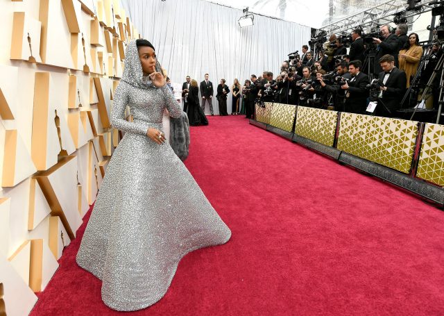 Best Dressed Celebrities on the Oscars 2020 Red Carpet