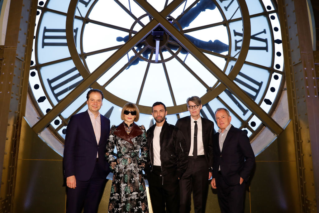 The Met “About Time – Fashion & Duration” 開始在即，率先在巴黎 Musee d’Orsay 公佈詳情