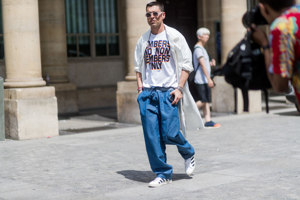 原來 Adidas Superstar 已誕生50年！時裝週座上客如何演繹這款經典的運動鞋呢？