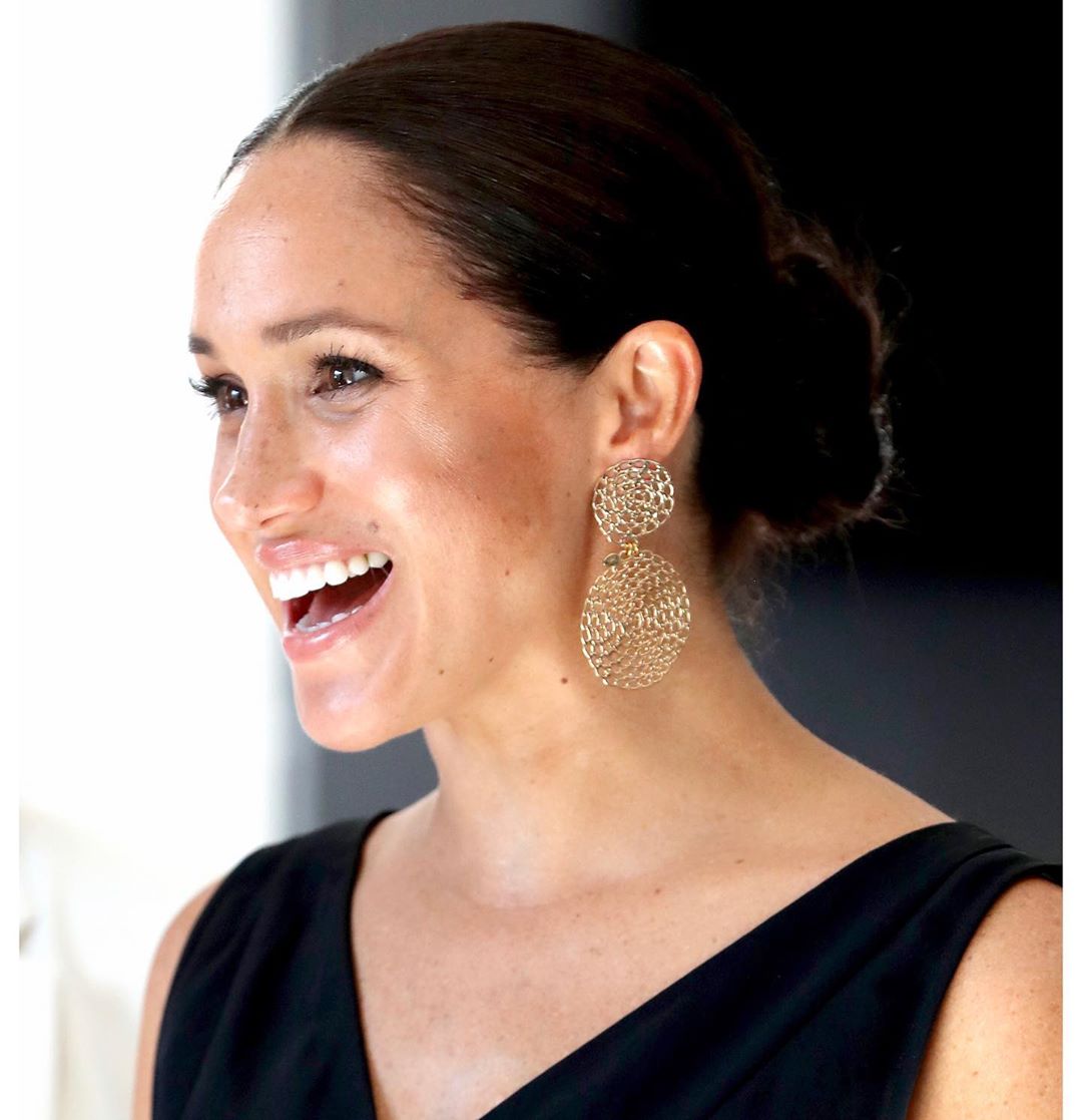 英國皇室以外的鎂光燈：Meghan Markle以「雌雄同體」造型出席今年Met Gala？