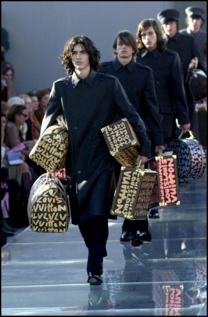 9 件具收藏價值的時尚產品:Chanel,Hermes、Louis Vuitton 千年一遇的趣味設計