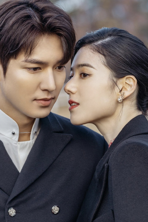 《The King: 永遠的君主》內「歷史上最年輕的首位女總理」佩戴的耳環價值$339,000！