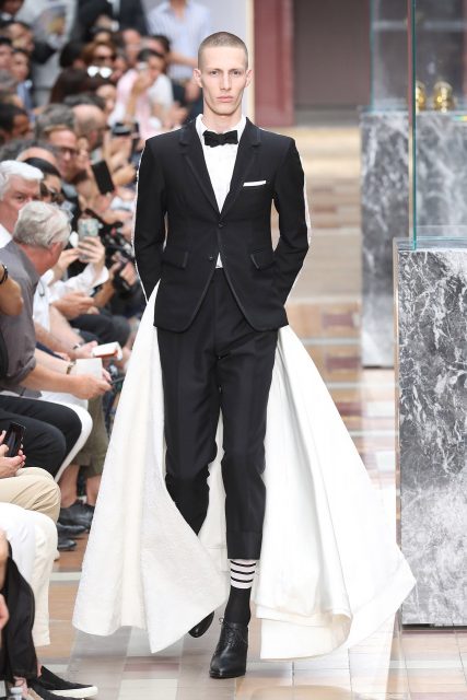 LGBTQIA + 默默地改寫時裝歷史！酷兒在天橋歷史下留下的經典痕跡