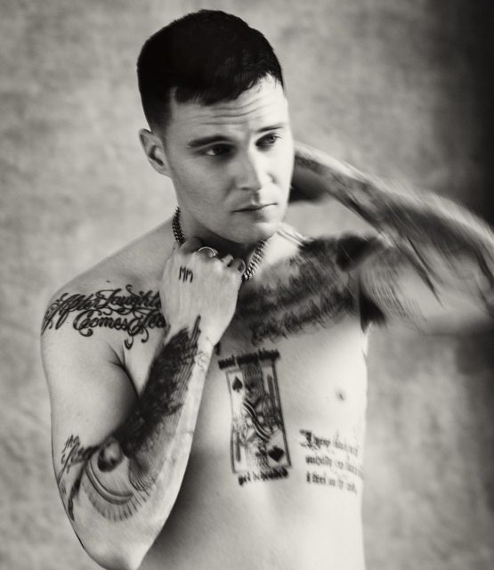 Lady Gaga 前男友兼 Alyx 創辦人 Matthew Williams 接棒 Clare Waight Keller 出任 Givenchy 的第七任女裝創意總監之位！