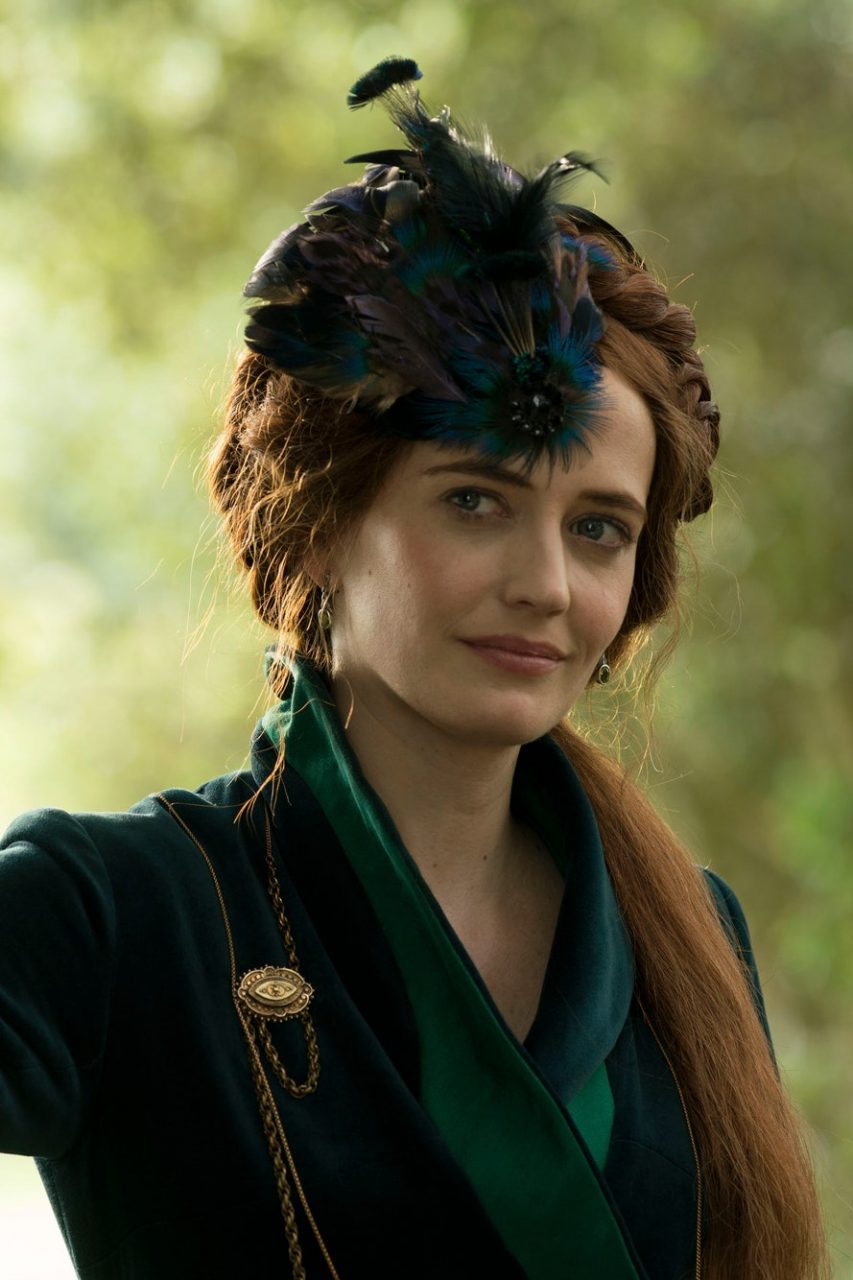 性感女神 Eva Green 新劇《發光體》飾演蛇蠍美人般的角色，聽她分享拍攝趣聞