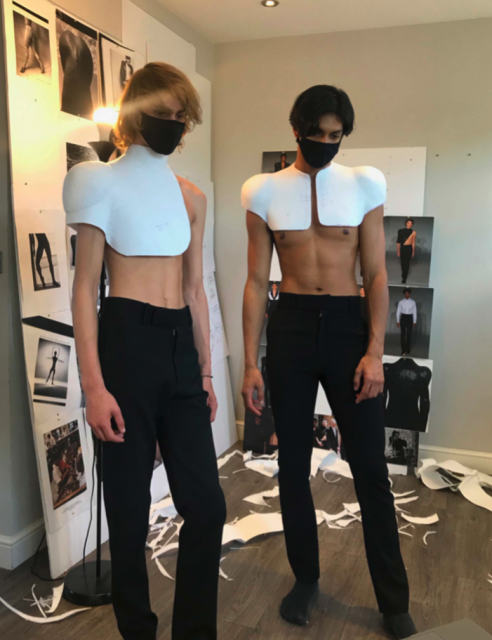 倫敦男裝周:Central Saint Martins 新星 Kaushik Velendra 為超級英雄設計新造型