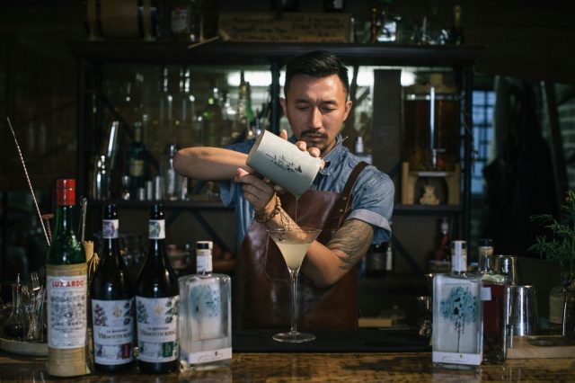 #SummerInVogue 今夏一嘗屬於香港的 Gin|專訪 Two Moons Distillery 及白蘭樹下創辦人