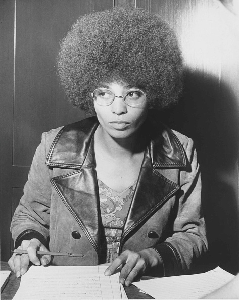 An Essential Anti-Racist Reading List