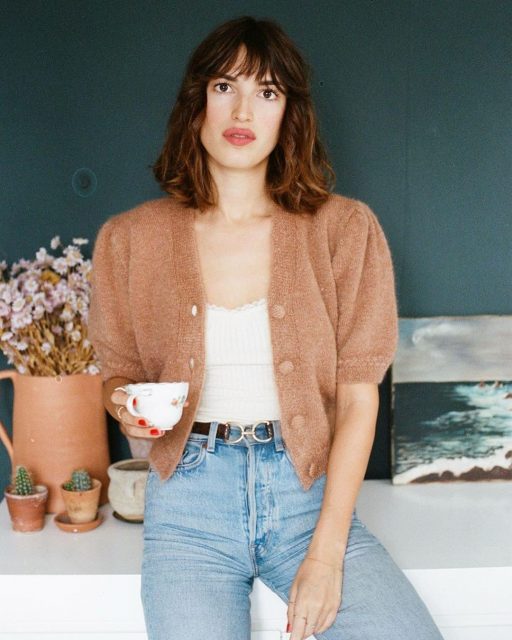 寬肩、闊背怎麼穿?3種女生必學的穿搭技巧修飾「大骨架」