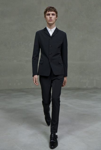 不曾發生的時裝展︰11分鐘如何改寫時裝發布模式?|Prada 2021 Spring Summer Men / Resort Women