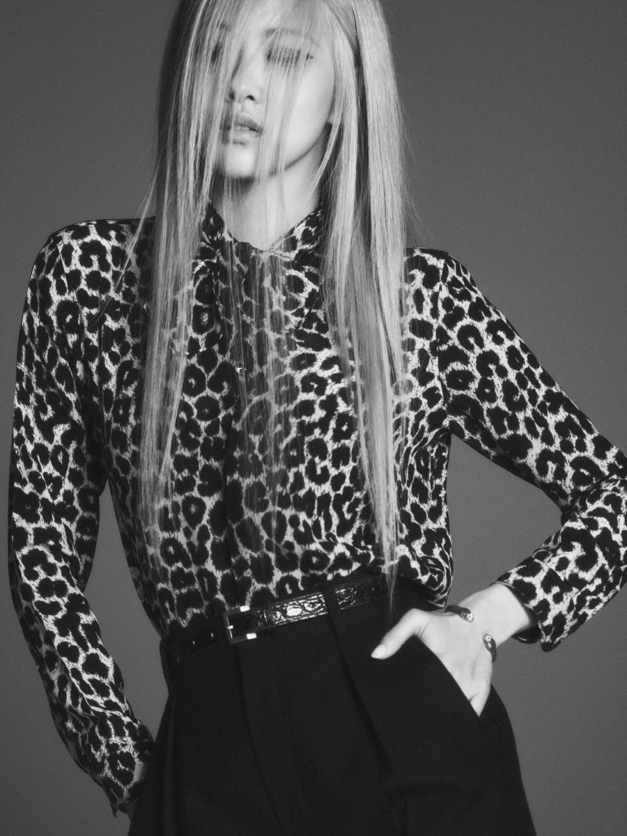 暫別甜美可愛， Rosé 型格演繹 Saint Laurent 2020 秋冬系列