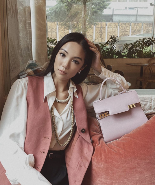 新加坡時尚教主Yoyo Cao獨特修容心得:亞洲女性的瘦面加混血般的立體輪廊技巧