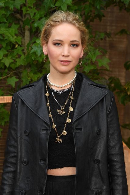 Jennifer Lawrence 的輕熟女風格是如何煉成的