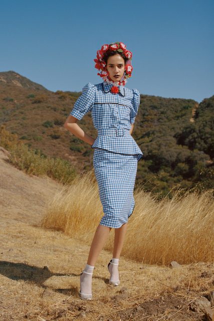 準備好回歸鮮色了嗎?Pantone預測紐約2021春夏時裝週主打激發創造力的亮麗顏色