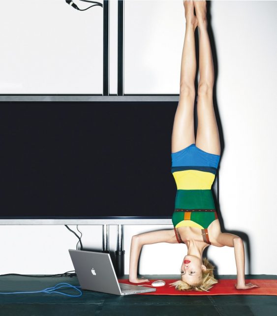 在Zoom時代，久坐不動應該如何舒緩肩頸疼痛？