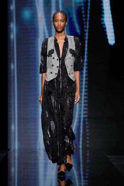 Giorgio Armani 令人難以置信的禪意 |2021 Spring Summer