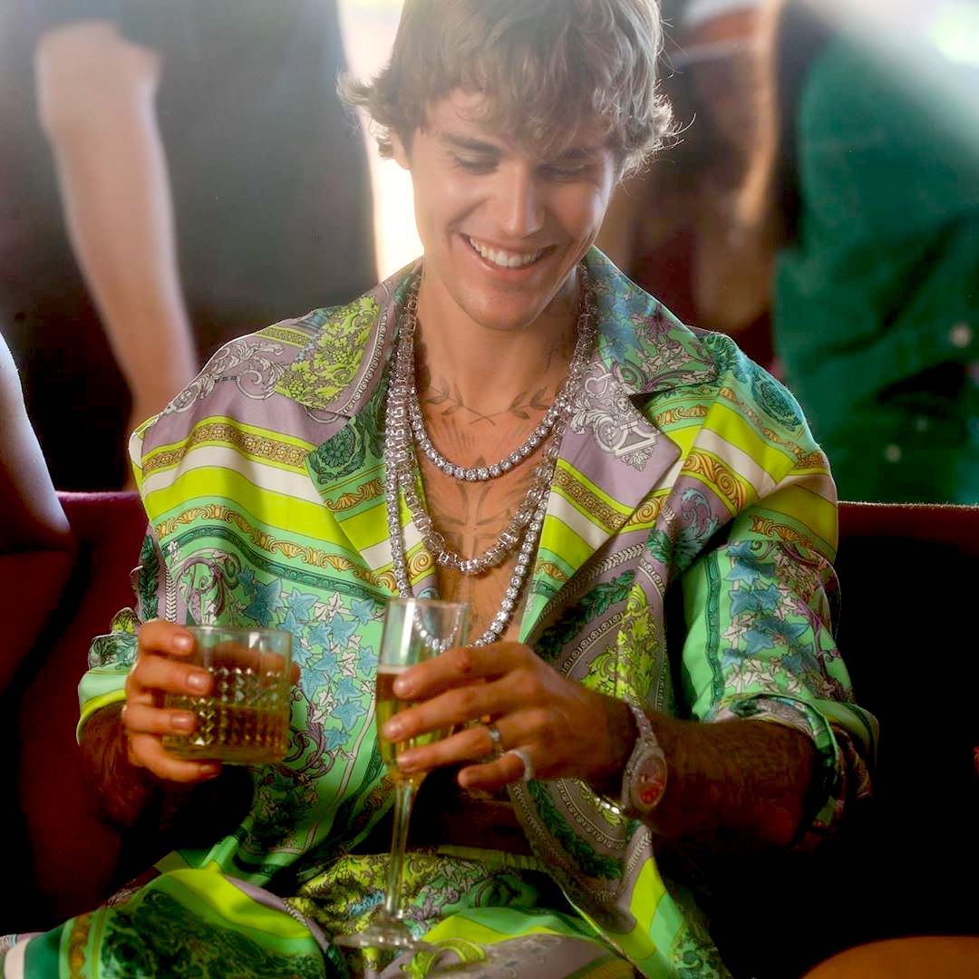 果然要找對人：Justin Bieber驚喜出演DJ Khaled與Drake最新《POPSTAR》MV