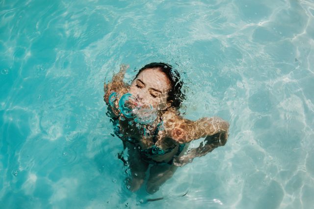大熱潮流「無水美容」Waterless Beauty拯救環境和健康?原來含水產品是這樣傷害地球…