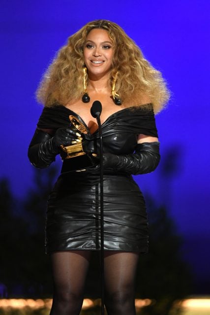 Style File:天后 Beyoncé 的時尚進化史!從女團成員到史上贏得最多格林美獎女歌手,回顧她的最佳造型