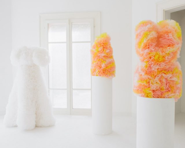 如藝術品的夢幻合作：日本設計師Tomo Koizumi 聯乘Emilio Pucci