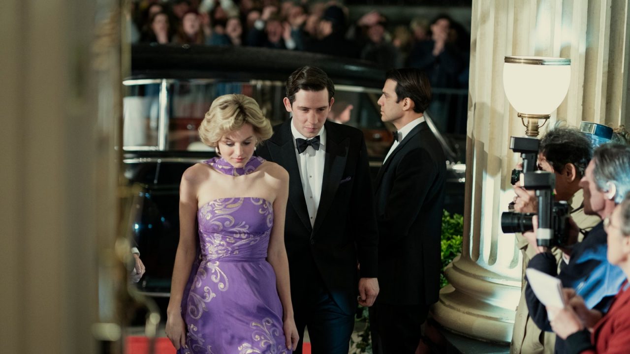 《The Crown》第四季驚喜公佈官方劇照，戴安娜王妃、鐵娘子造型曝光！