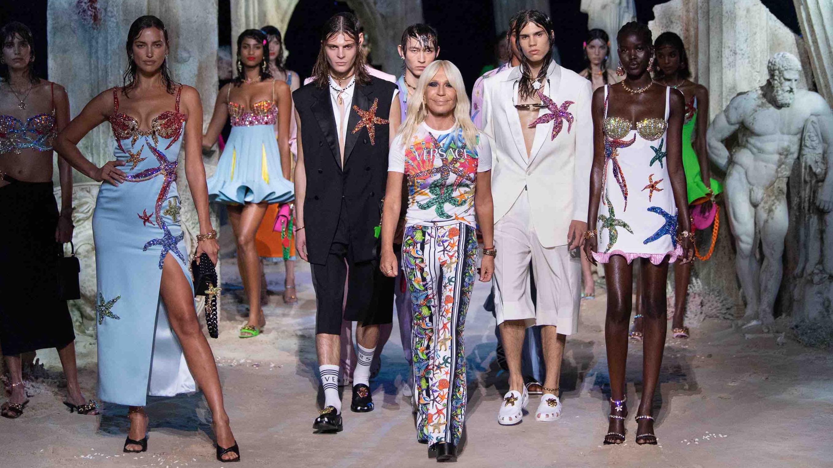 Versace New In Versace Takes a Trip Down Memory Lane for Spring/Summer 2021