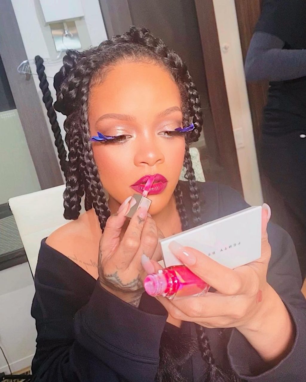 Fenty Beauty展現怎樣的多樣性？聖誕節推出心動套裝