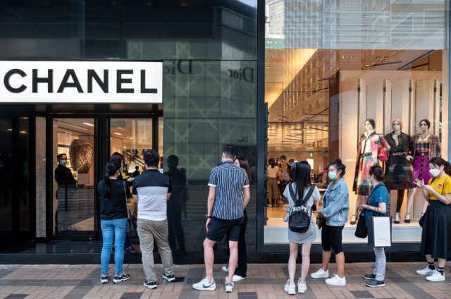 第二波調整:Chanel 正式宣佈品牌旗下多款經典袋款全球範圍漲價